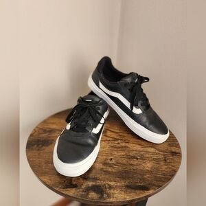 Vans Women's Ward Deluxe Leather Sneakers Sz 9